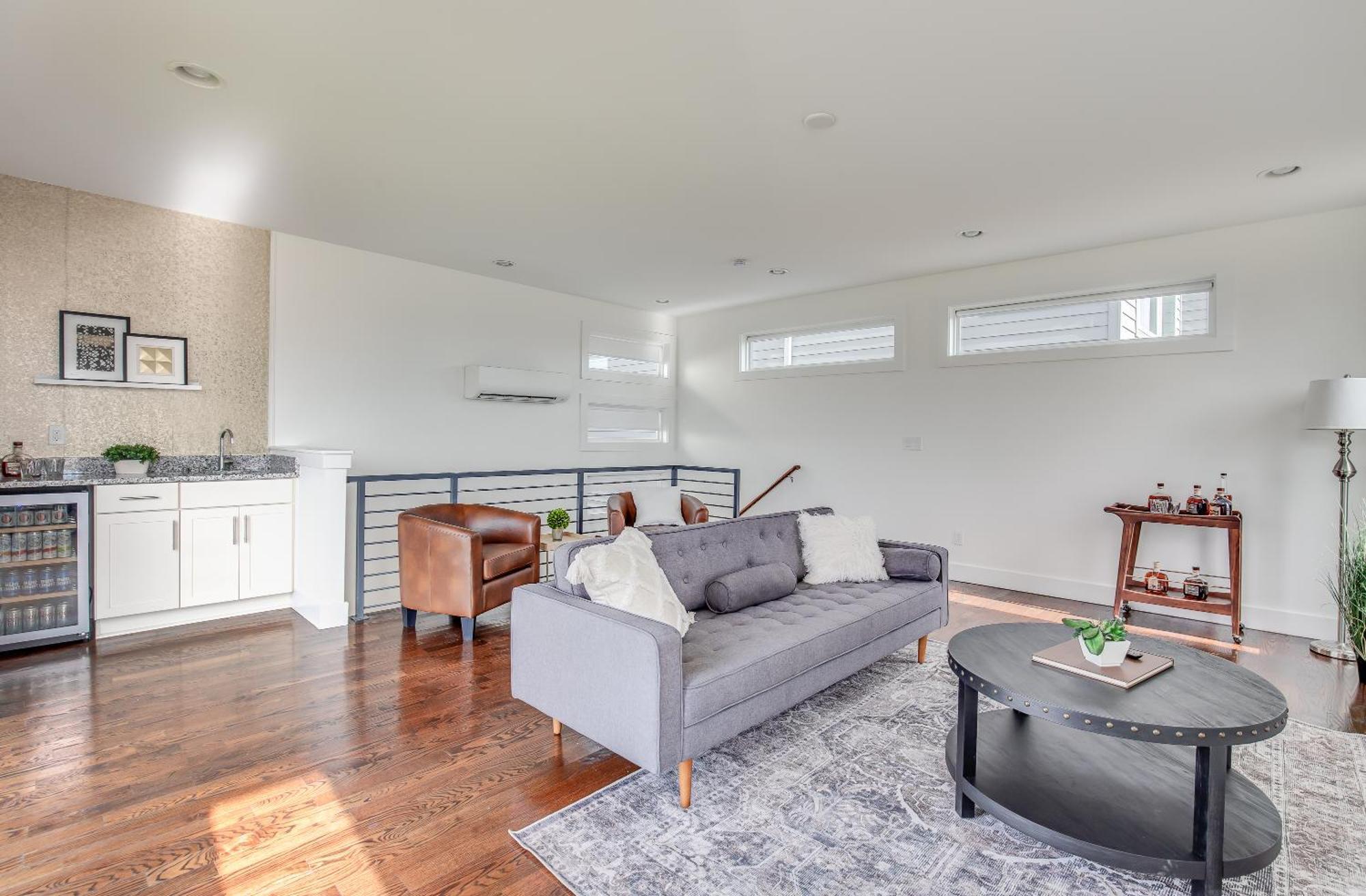 Whiskey House With Rooftop Golf, City Views! 8Min To Downtown! Sleeps 9! Nashville Buitenkant foto