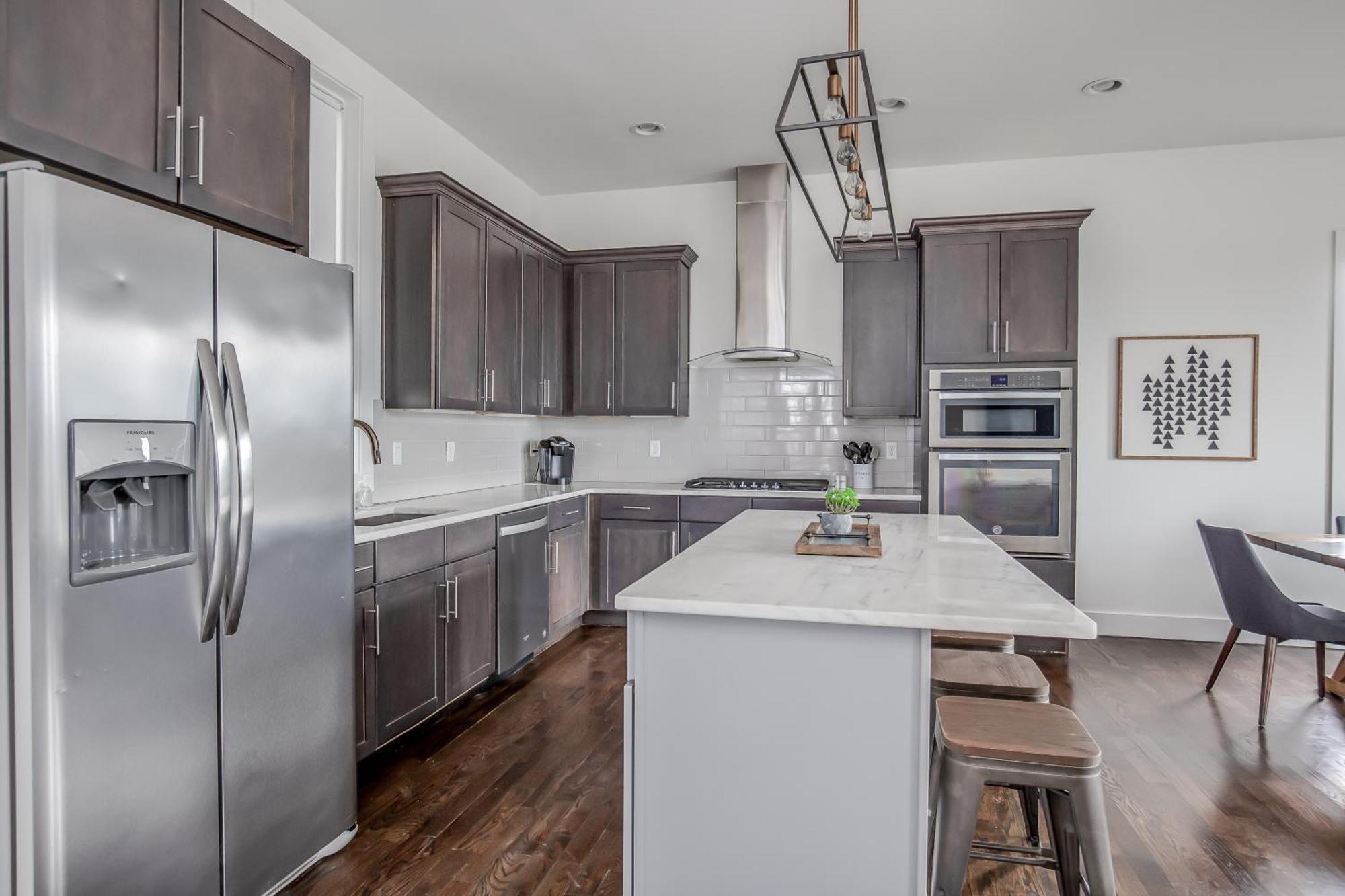 Whiskey House With Rooftop Golf, City Views! 8Min To Downtown! Sleeps 9! Nashville Buitenkant foto