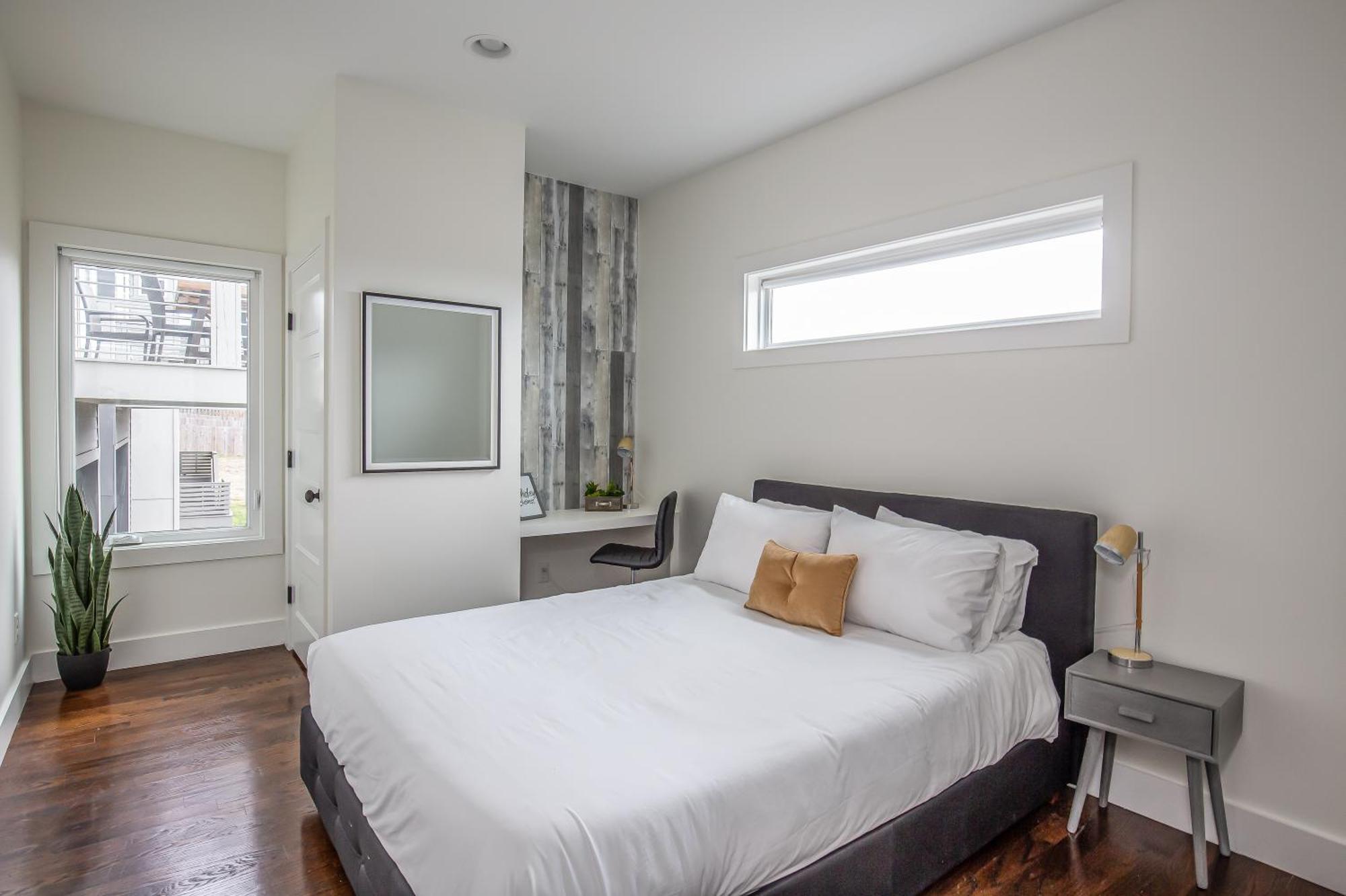 Whiskey House With Rooftop Golf, City Views! 8Min To Downtown! Sleeps 9! Nashville Buitenkant foto