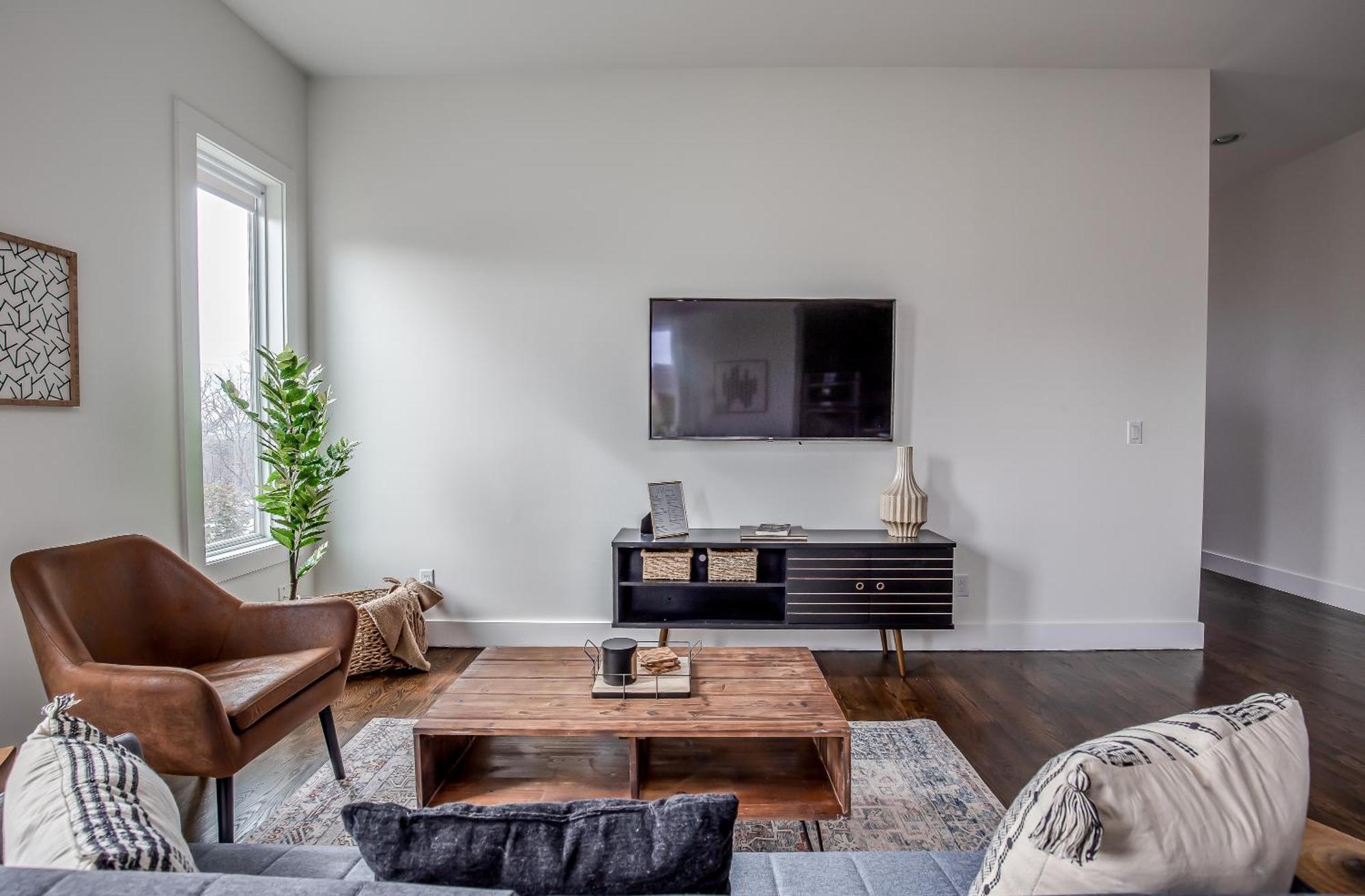 Whiskey House With Rooftop Golf, City Views! 8Min To Downtown! Sleeps 9! Nashville Buitenkant foto