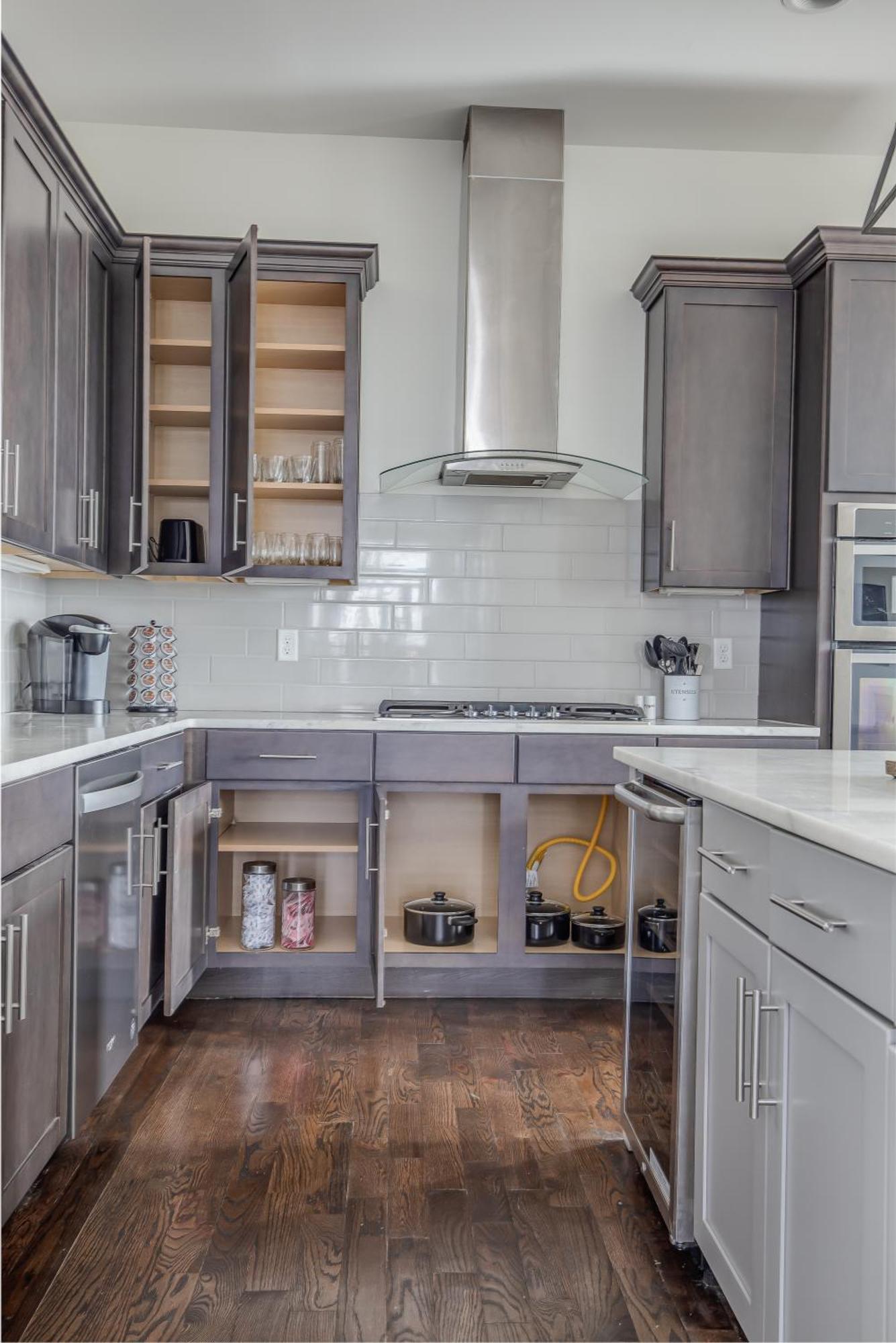 Whiskey House With Rooftop Golf, City Views! 8Min To Downtown! Sleeps 9! Nashville Buitenkant foto